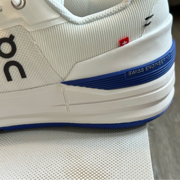 NIB THE ROGER Pro WHITE INDIGO BLUE TENNIS SNEAKER NEW - Picture 4 of 12